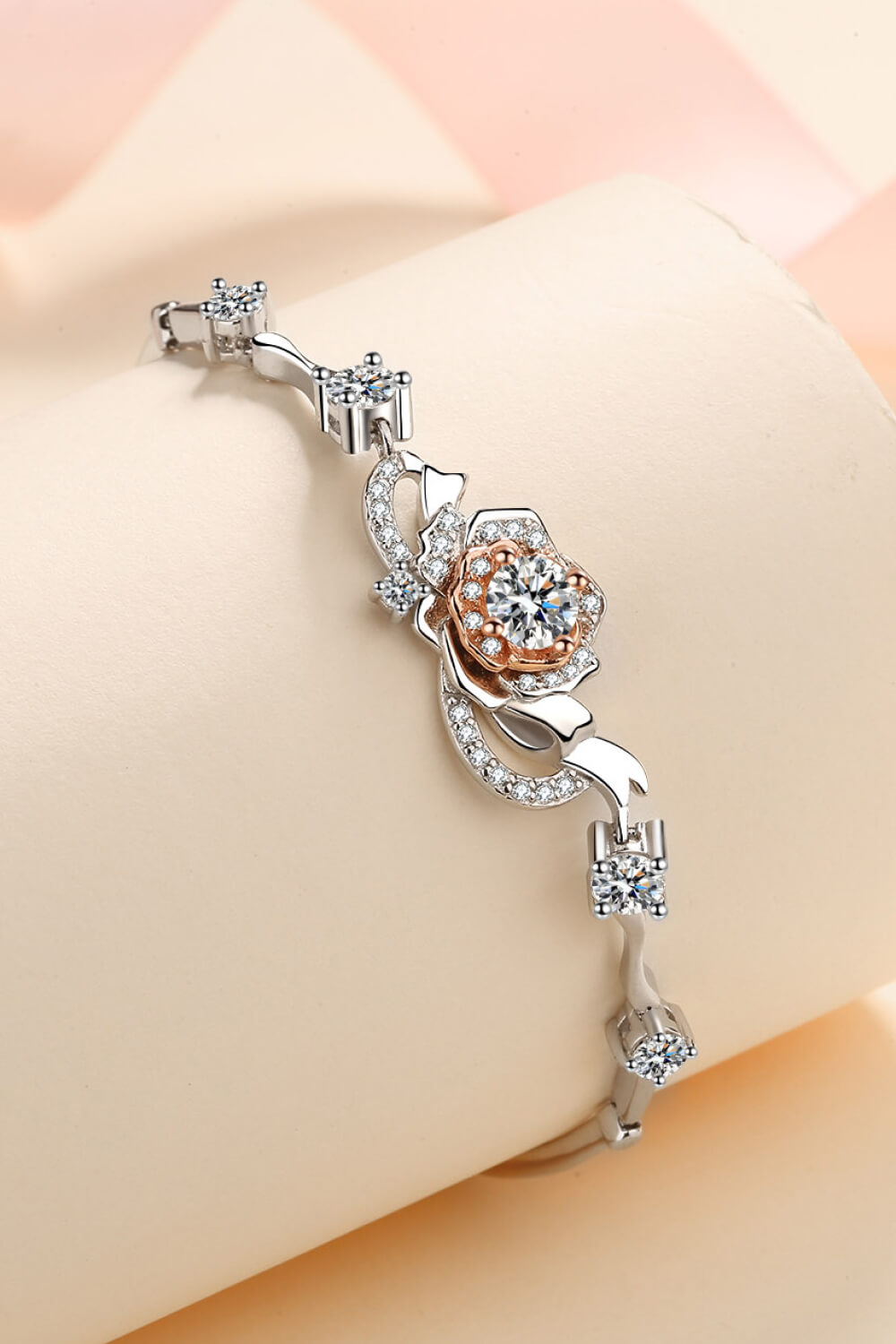 Silver Flowering 1.4 Carat Moissanite Bracelet