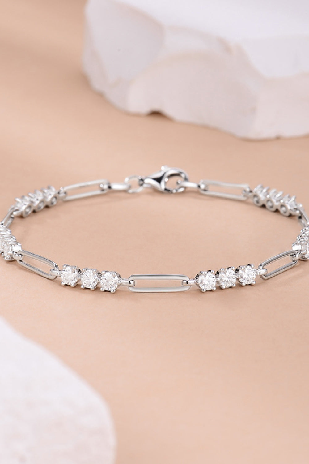 platinum plated 1.8 carat eco friendly diamond alternative moissanite bracelet